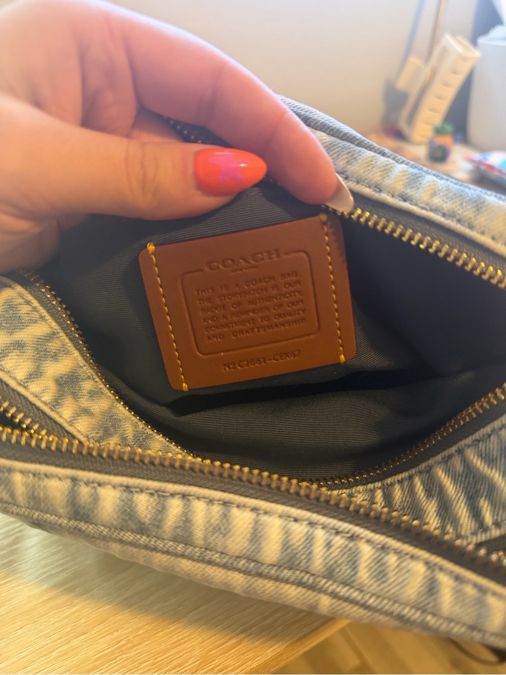 Coach Loved Denim Carey - Picture 6 of 6
